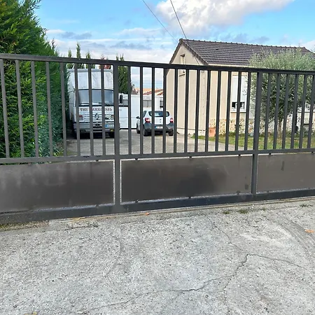 Apartment Magnifique F2 Aeroport D Orly Paray-Vieille-Poste